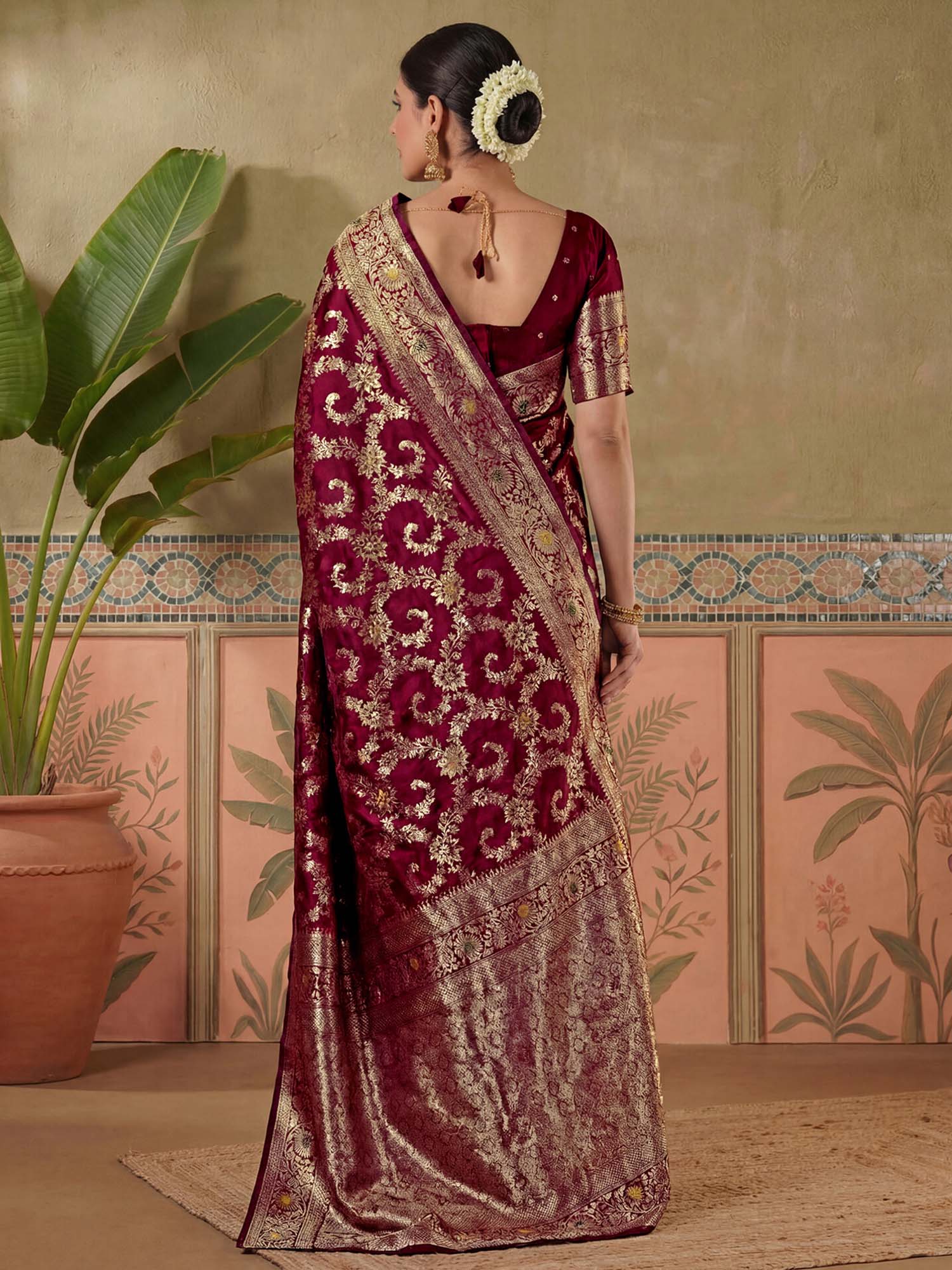 Maroon Zari Woven Weaving Silk Saree with Unstitched Blouse