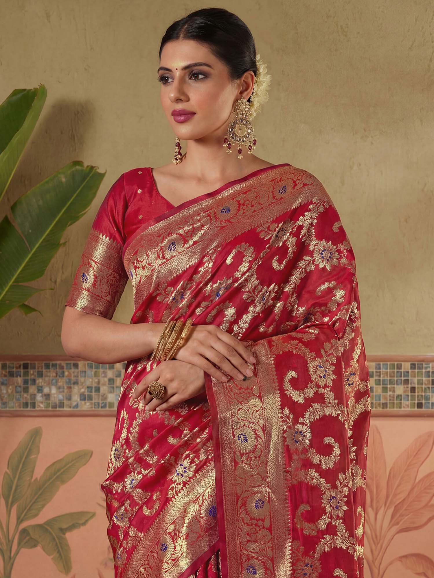 Red Zari Woven Weaving Silk Saree with Unstitched Blouse
