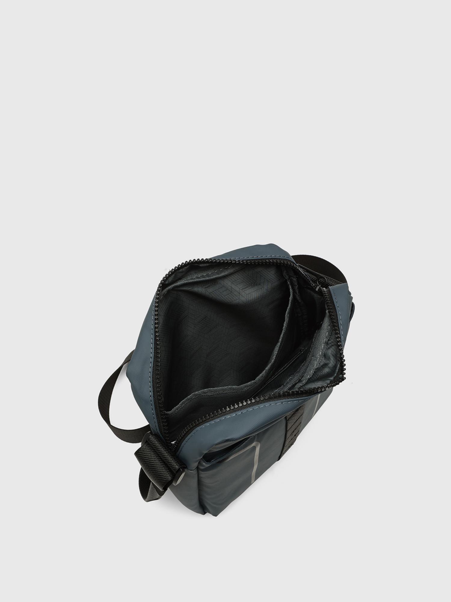 Urban Move Go Men Crossbody Sling Bag - Blue (S)