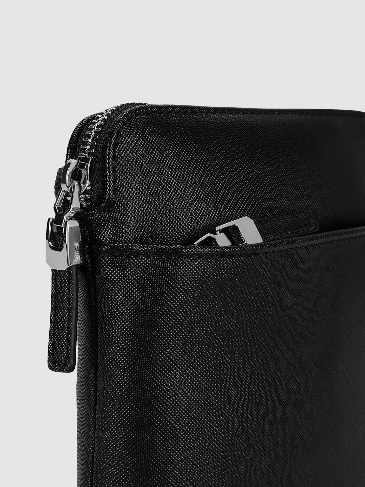 Upday Pro Men Crossbody Sling Bag - Black (S)