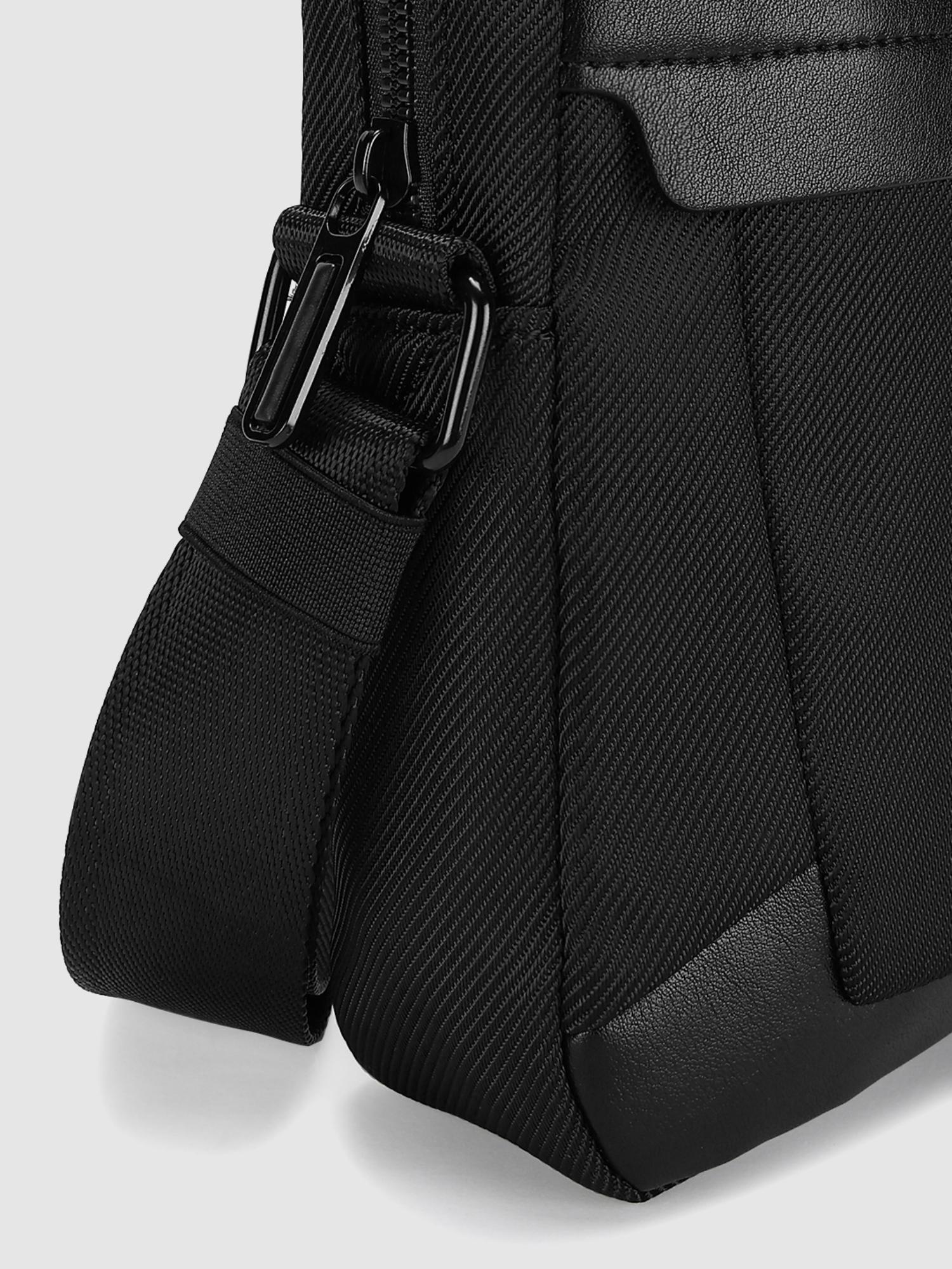 Gregor Go Men Crossbody Sling Bag - Black (S)