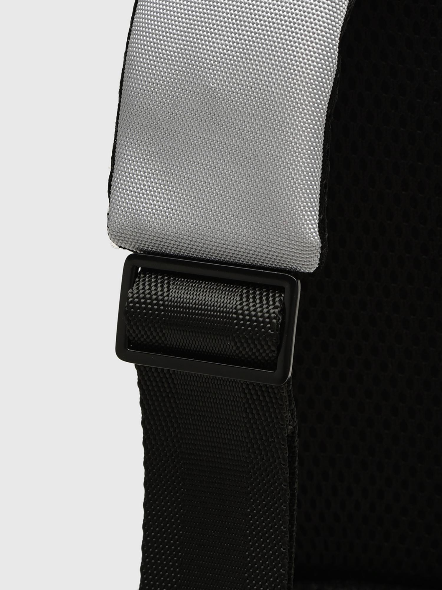 Maverick Go Ss26 Men Crossbody Sling Bag With Detachable Strap - Grey (S)