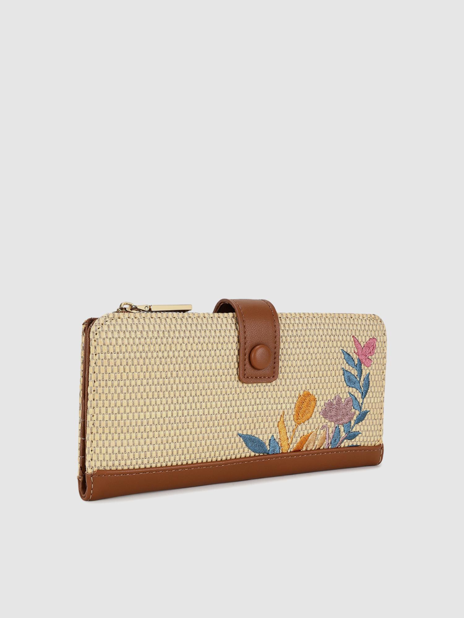 Camomilla V3 Women Wallet - Beige (L)