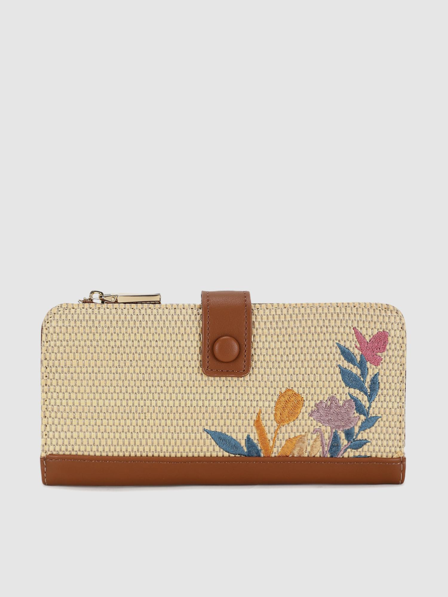 Camomilla V3 Women Wallet - Beige (L)