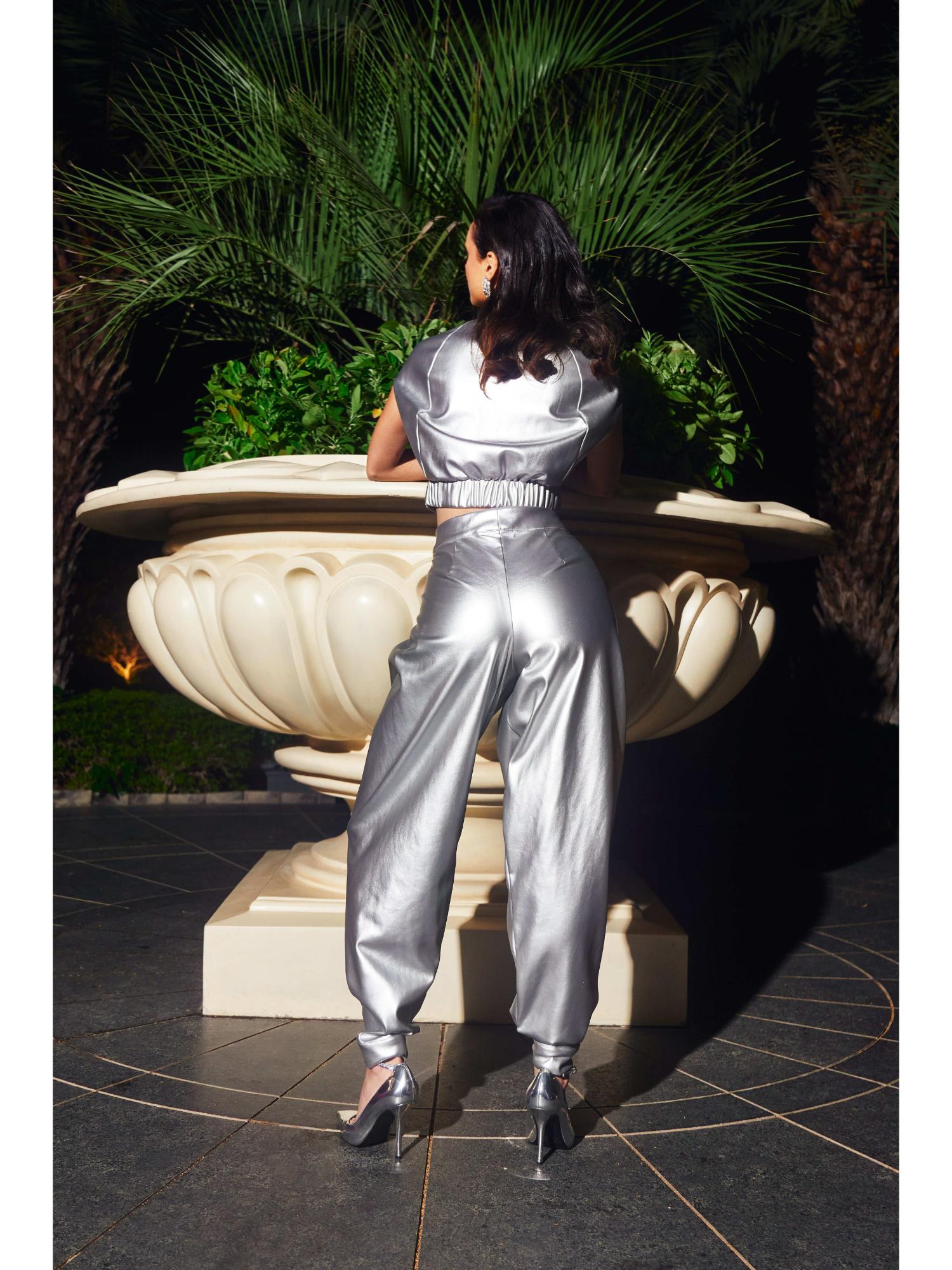 Neomi Silver Lather Top with Pant