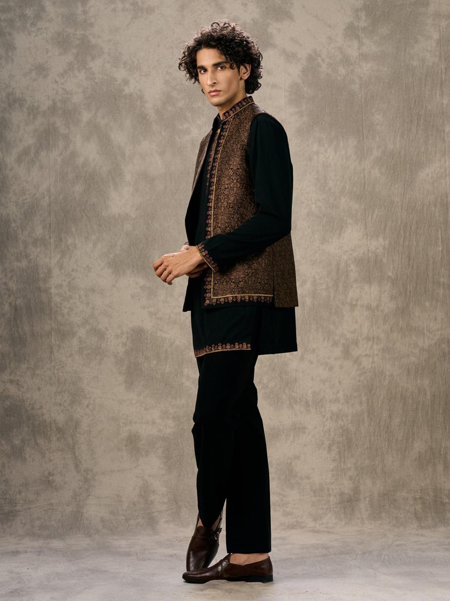 Black Enigmatic Ensemble Kurta with Trouser and Jacket
