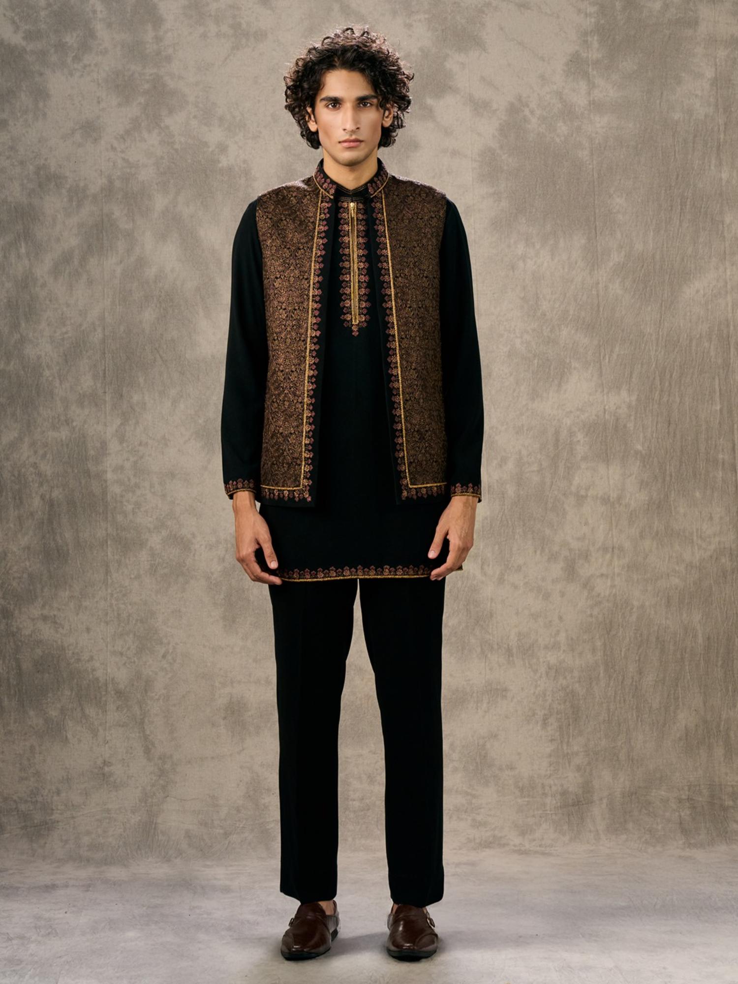 Black Enigmatic Ensemble Kurta with Trouser and Jacket
