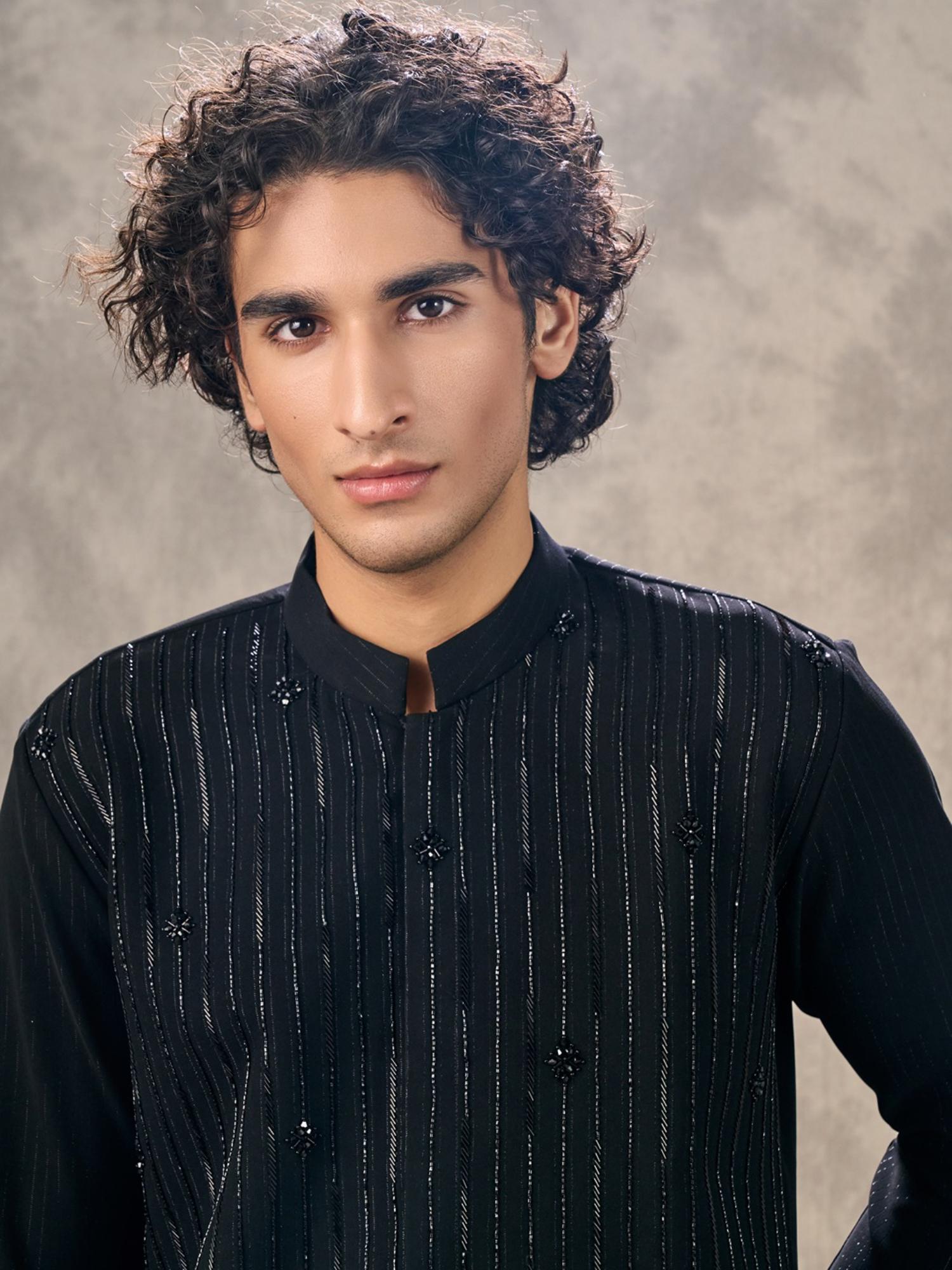 Elegant Black Knit Kurta with Pant
