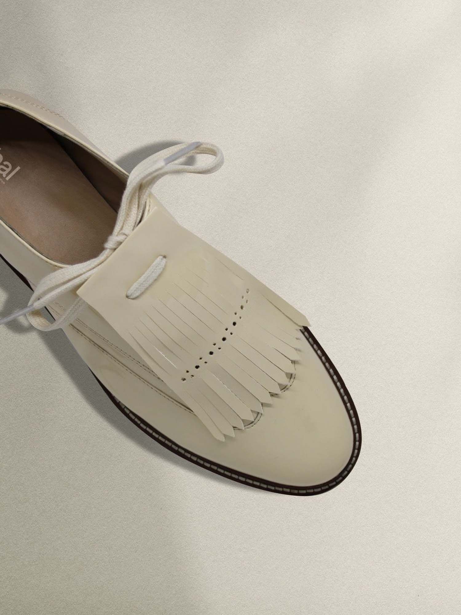 Cream Oxford Pastel Shoes