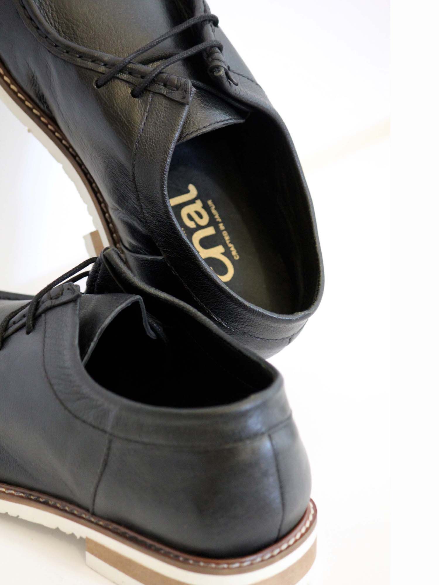 Wallabee Black Shoes