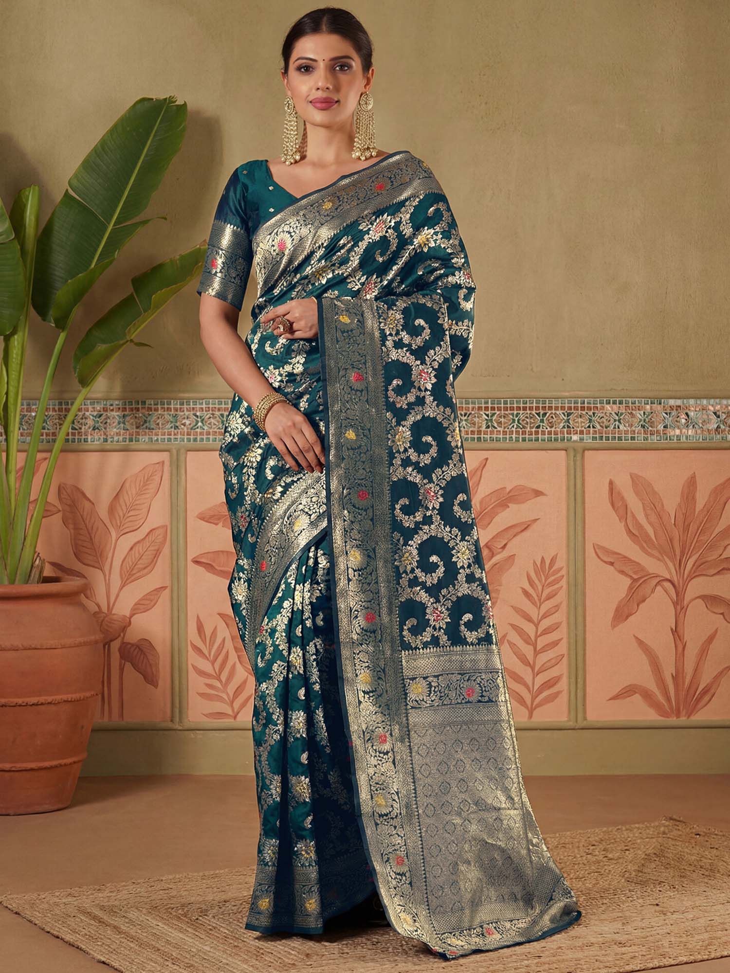 Rama Green Zari Woven Weaving Silk Saree with Unstitched Blouse
